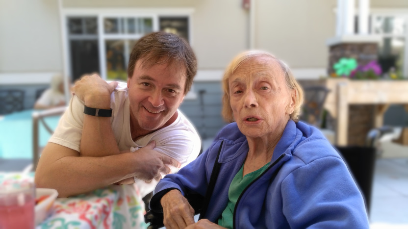 TomClaire-832x467-blurred